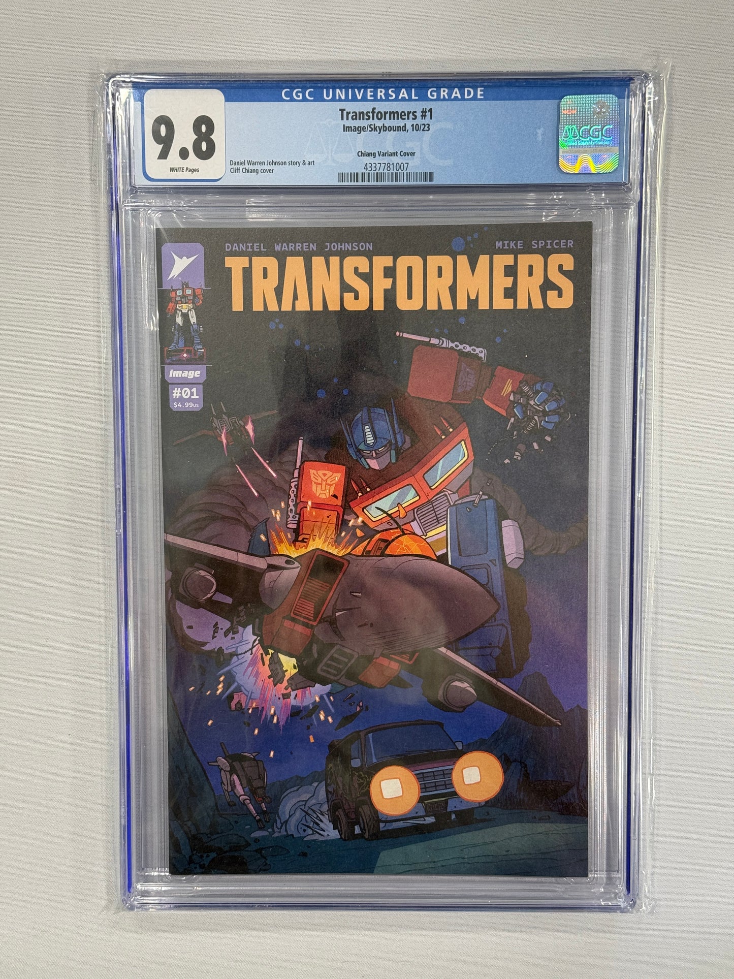 Transformers 1 | Skybound | CGC 9.8 1:25 Variant